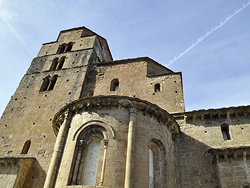 Santa Cruz de la Sers. Iglesia. Siglos XI-XII