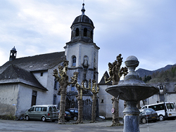 Sarrance. comuse de La Valle d'Aspe: Notre Dame de la Pierre.